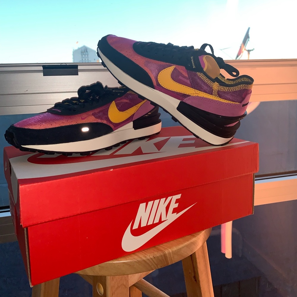 Nike waffle one